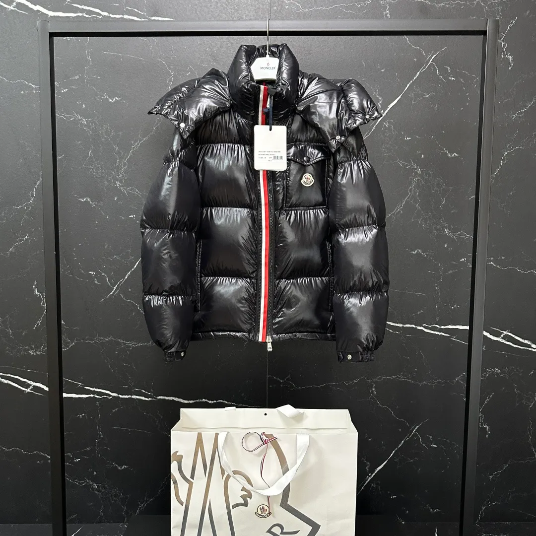 Moncler 【Original 】Authentic 𝑀𝑜𝑛𝑐𝑙𝑒𝑟｜ 𝑀𝑂𝑁𝑇𝐵𝐸𝐿𝐼𝐴𝑅𝐷 🇳🇱 / 90 Size：12345 ：Black